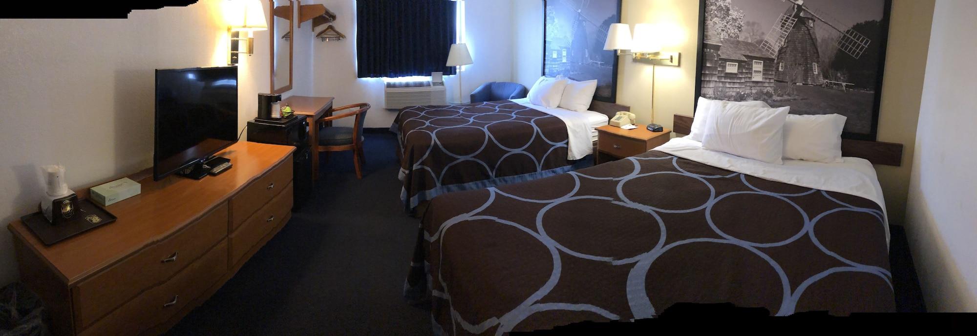 Super 8 By Wyndham Montgomery Maybrook Eksteriør billede